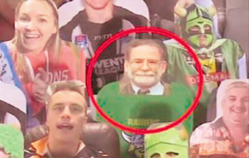 Harold Shipman (încercuit) s-a sinucis în 2005