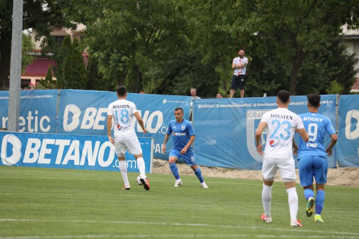 VIDEO CS Universitatea Craiova și Viitorul și-au împărțit victoriile » Două amicale într-o singură zi, două rezultate opuse
