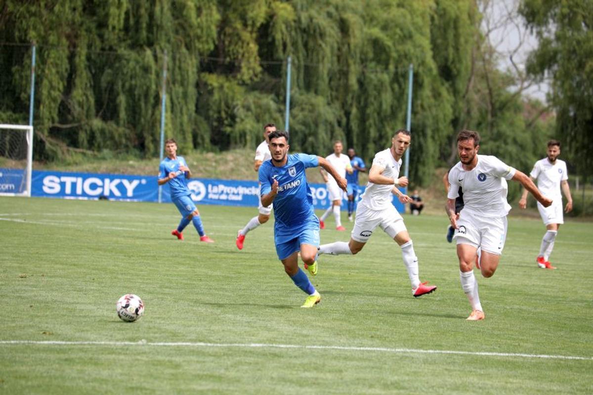 CS UNIVERSITATEA CRAIOVA - VIITORUL. VIDEO Gică Hagi le-a mulțumit oltenilor la finalul celor două amicale de azi