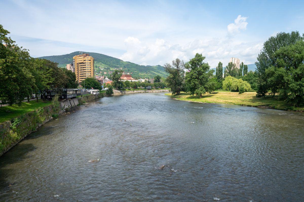 Corespondență din Zenica, înainte de Bosnia - România