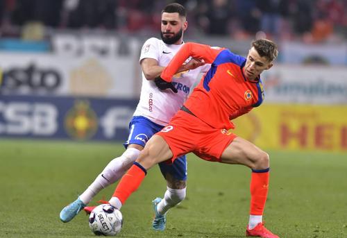 Octavian Popescu în duel cu Radu Boboc
Foto: Imago