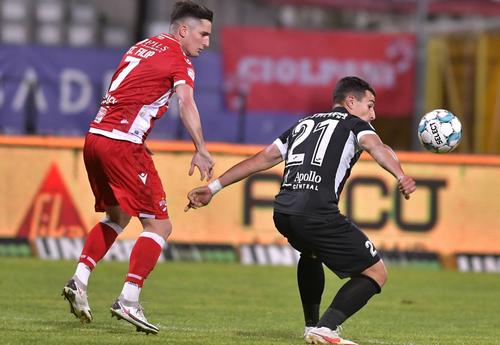 David Mayoral, în duel cu Steliano Filip / FOTO: Imago
