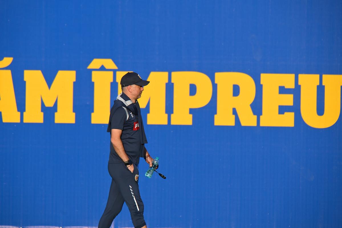 A fost publicat clasamentul: Edi Iordănescu are aproape cel mai mic salariu de la Euro