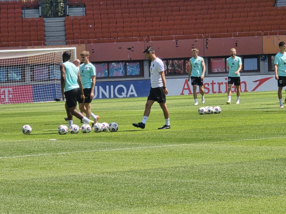 Man, Tănase și Stanciu sunt remarcații lui Ralf Rangnick » Ce pregătesc austriecii pentru partida cu România