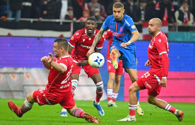 Au apărut cotele » Cine e favorită la titlu dintre FCSB, CFR și Craiova + O echipă are cotă 1.000 să câștige Liga 1