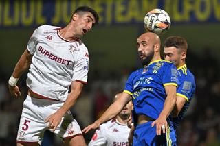 Era pe picior de plecare, dar s-a răzgândit și a semnat prelungirea cu echipa din Superliga » Urmează alte noi prelungiri