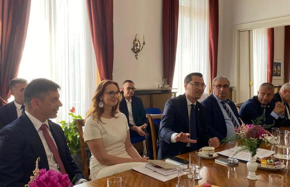 Surpriză! Răzvan Burleanu a dat-o pe FCSB exemplu la un eveniment select din Viena, într-un discurs de 20 de minute ținut la ambasadă
