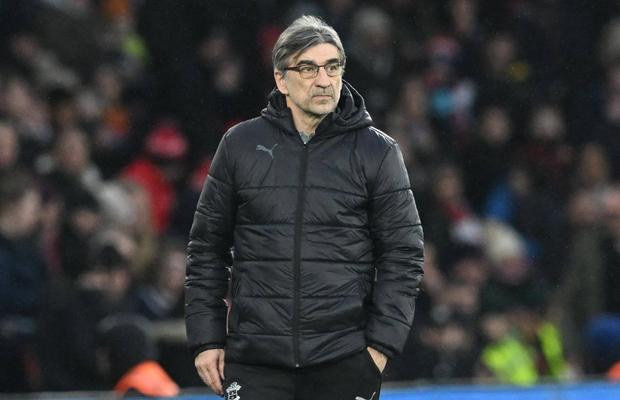 De la retrogradare în Premier League, direct în Liga Campionilor! Clubul din Serie A a bătut palma cu noul antrenor