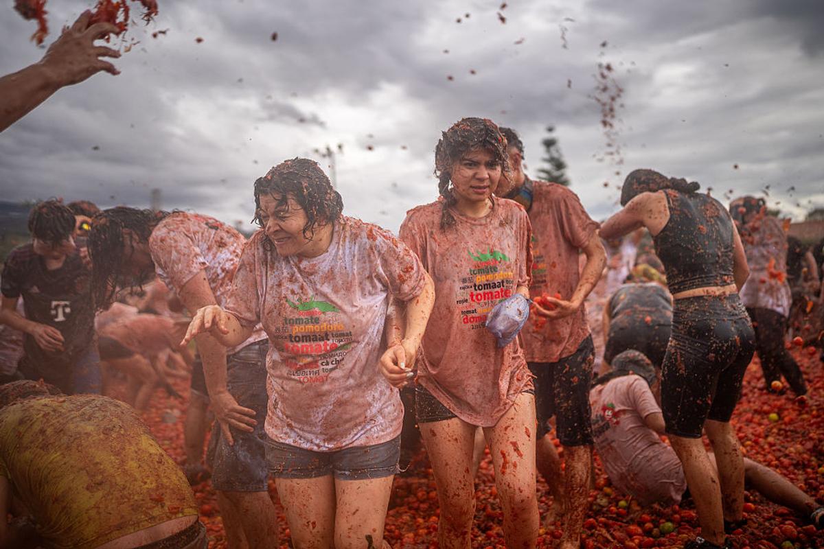 Au deschis stadionul pentru cel mai nebun festival din lume! Tradiția împrumutată din Spania, dusă la alt nivel