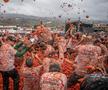 Au deschis stadionul pentru cel mai nebun festival din lume! Tradiția împrumutată din Spania, dusă la alt nivel
