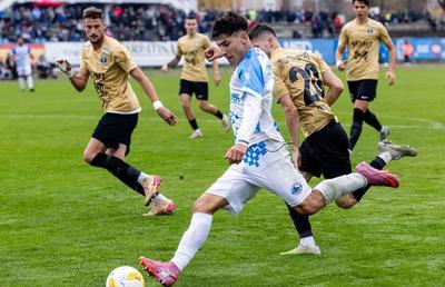 Parafează un angajament cu FCSB, dar nu știe exact detaliile! » „Voi semna pe patru ani din ce am înțeles. Nu sunt sigur!”
