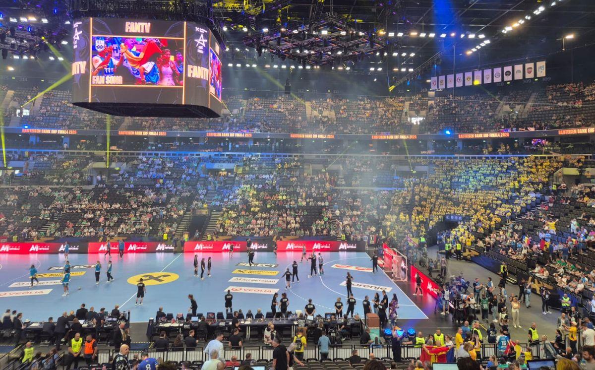 Nu e totul perfect nici în sala de 230 milioane din Budapesta » Problema depistată în MVM Dome, la Final Four-ul cu 3000 de români