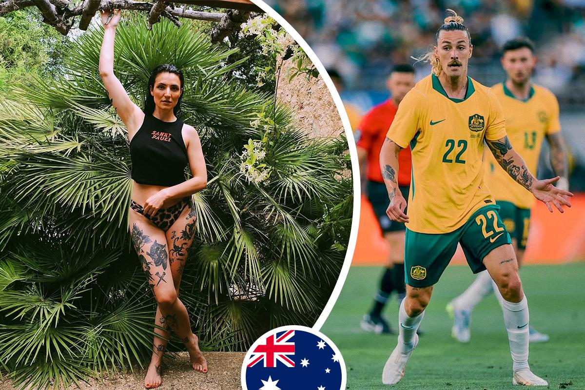 Au ales cele mai sexy 11 partenere de fotbaliști care vor merge în America