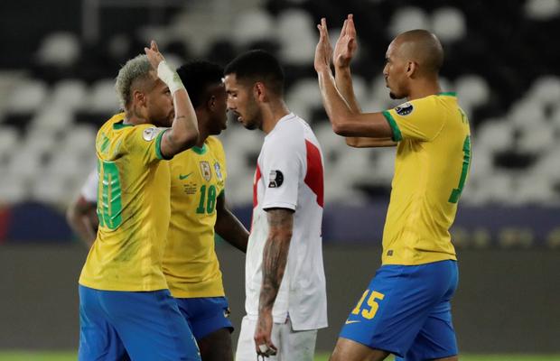 Brazilia este prima finalistă de la Copa America » Neymar, supărat: „A fost foarte arogant”