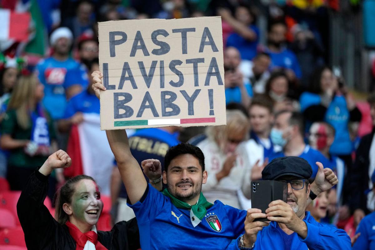 Sărbătoare pe Wembley! 54.000 de spectatori, soare după ploaie, mii de italieni și spanioli bucuroși