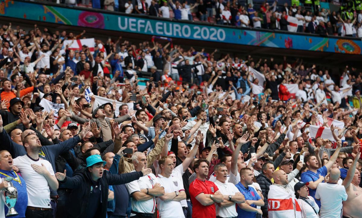 Sărbătoare pe Wembley! 54.000 de spectatori, soare după ploaie, mii de italieni și spanioli bucuroși