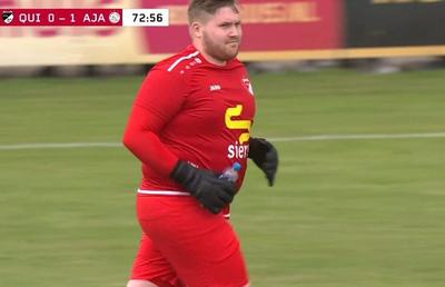 Ajax, chin cu amatori! N-au reușit să-i marcheze portarului XXL care a ajuns viral pe net