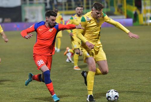 FCSB - CS Mioveni, live de la 18:00