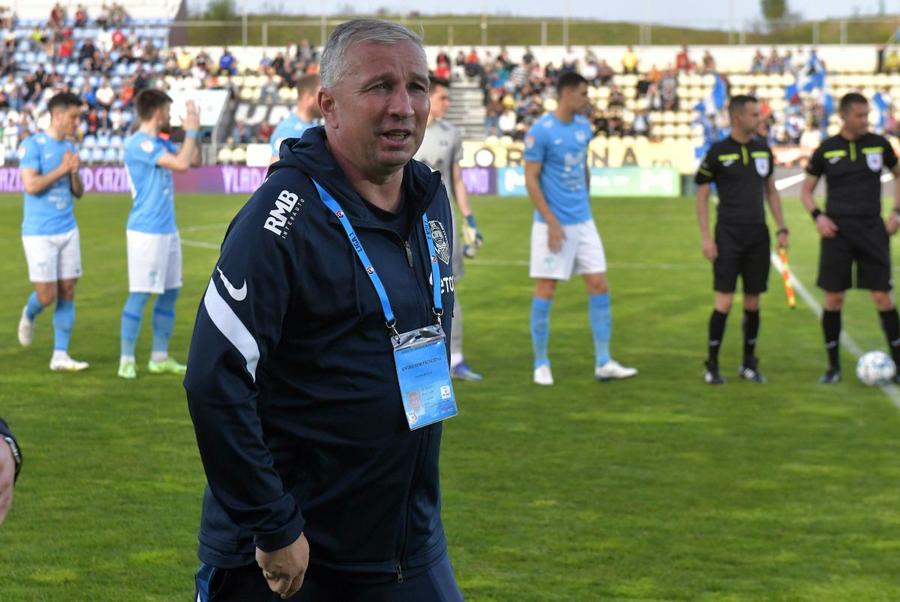 Să nu faci ce zice Petrescu, să faci ce face Petrescu!
