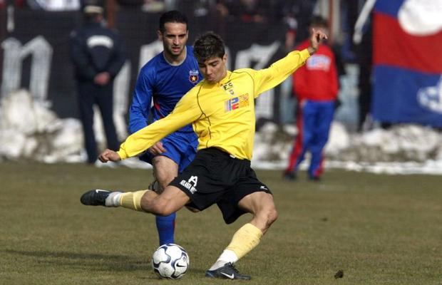 Egalul marelui Dobrin! » Vineri începe un sezon istoric pentru singurul jucător dintre UEFAntasticii României care mai e în activitate