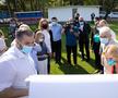 Gabriela Firea și reprezentații PMB la inaugurarea bazei, în septembrie 2020