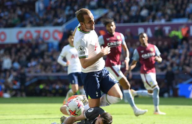 Furie la Londra! Tottenham vrea s-o facă pe Bayern să plătească scump pentru Harry Kane, după ce nemții au negociat cu el în secret