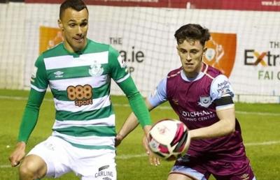 Cote care merită încercate în duelul liderului din Irlanda: ponturi pentru partida dintre Drogheda și Shamrock Rovers