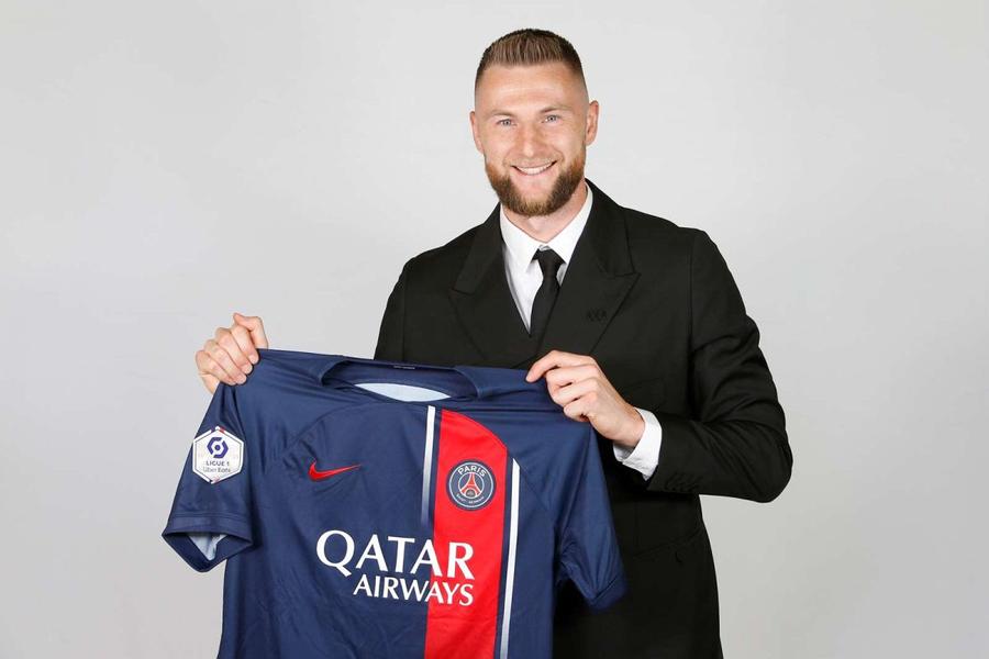 Milan Skriniar/ foto: PSG.fr PSG a anunțat două supertransferuri în aceeași zi » Primii jucători aduși în „era Enrique”