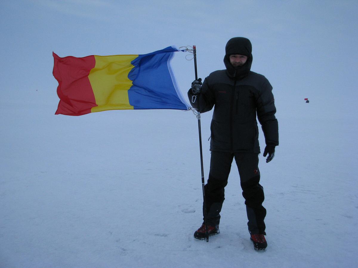 De pe canapea în cartea recordurilor! » Cum arată o zi din viața românului care a devenit primul om din lume cu 7 maratoane și 7 ultramaratoane încheiate pe 7 continente