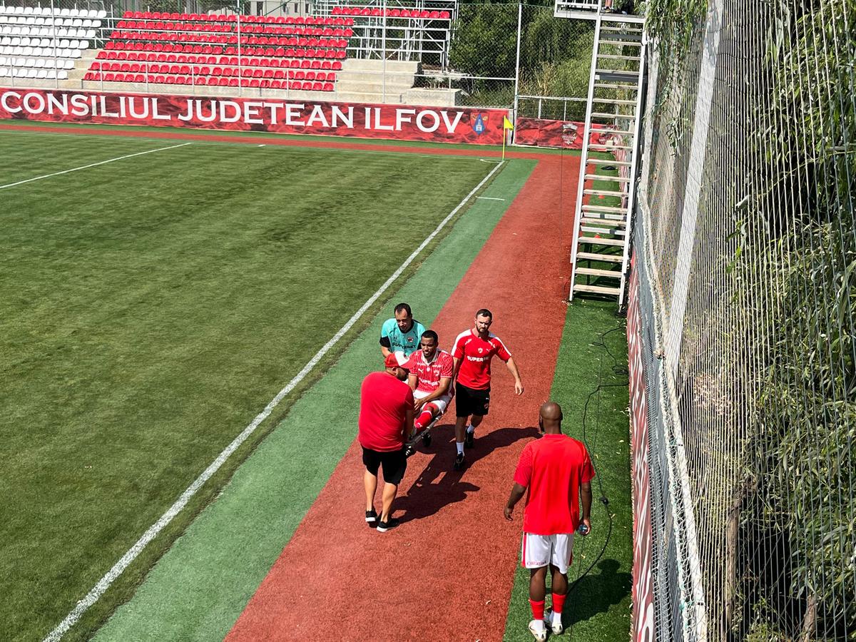 Probleme serioase pentru Kopic înainte de startul noului sezon de Superliga » Maxime Sivis a ieșit pe targă: care este primul diagnostic