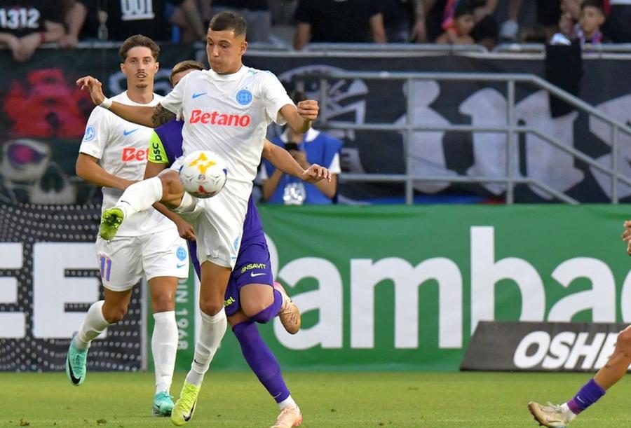 Ionuț Cercel, în FCSB - CFR Cluj 2-1, SuperCupa României. El e acum principala soluție a campioanei privind jucătorul de regulă / foto: Andrei Furnigă (GSP.ro) FCSB anunță: ești născut în 2004, ești slab!