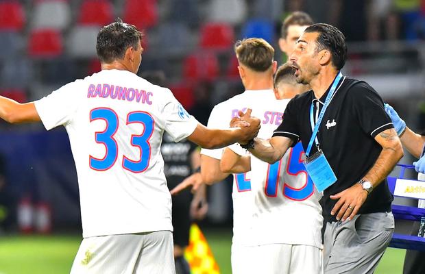 Trei meciuri, trei formații de start diferite » Cum arată FCSB la primul meci din Superligă