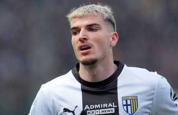 Valentin Mihăilă a acceptat transferul la altă echipă din Serie A: „Îi plătesc salariul pe care îl are la Parma!”