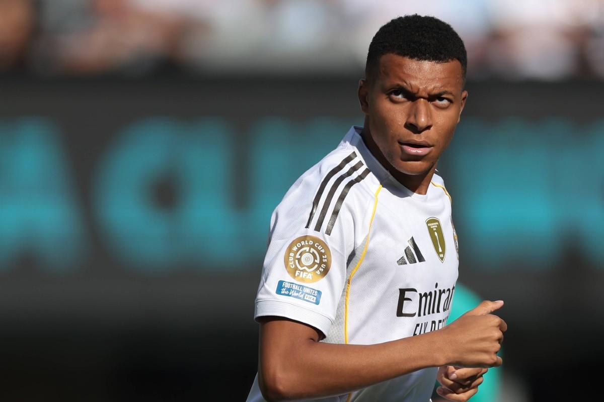 Kylian Mbappe i-a dedicat golul cu Borussia Dortmund lui Diogo Jota