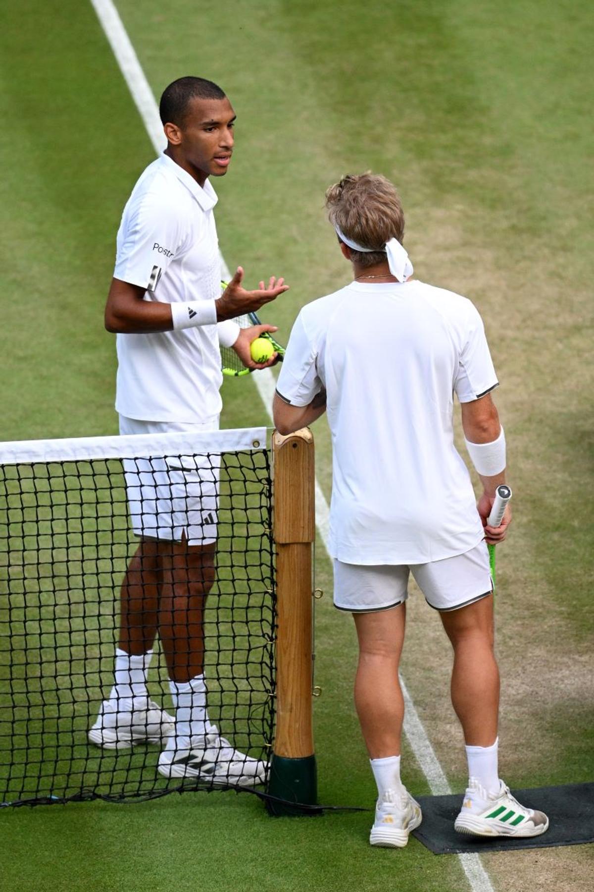 Criticat de Felix Auger-Aliassime, numărul 23 ATP se apără: „Văd stele verzi câteva secunde, apoi durerea dispare”