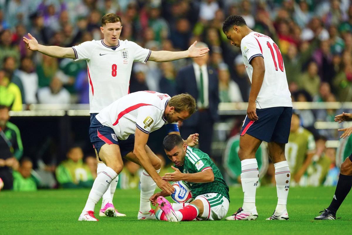 Mexic - Anglia, în optimile de finală ale Cupei Mondiale // foto: Imago