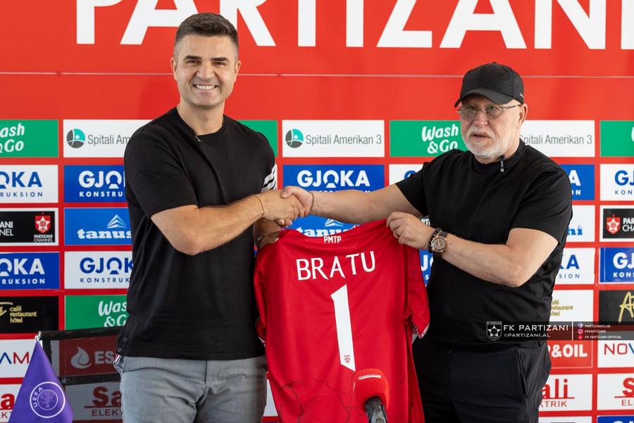 Florin Bratu a fost prezentat oficial la Partizani Albania // Sursă foto: Facebook @FK Partizani Albania Florin Bratu a fost prezentat oficial! » „Cu o carieră bogată de jucător şi antrenor...”