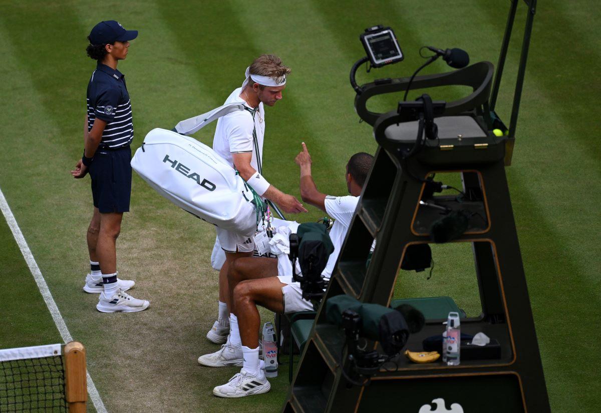 Criticat de Felix Auger-Aliassime, numărul 23 ATP se apără: „Văd stele verzi câteva secunde, apoi durerea dispare”