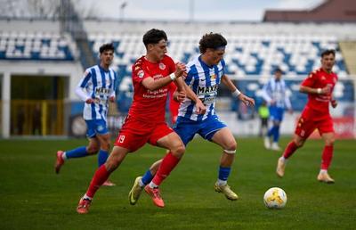 Rapid a mai transferat un jucător de la rivala din play-off » Internaționalul român a ajuns deja în cantonamentul din Austria