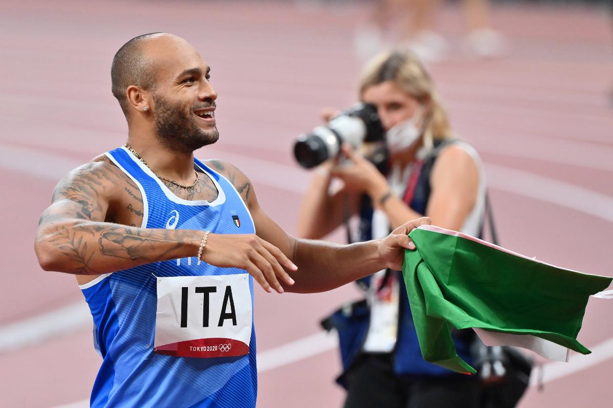 Italia șochează din nou la Tokyo! Revine senzațional la 4x100m și câștigă aurul la o sutime + Jamaica domină finală feminină