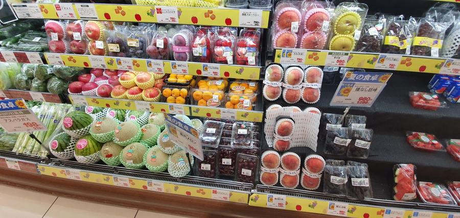 Reportaj de senzație din Tokyo: 13 episoade despre realitatea din Japonia, țară a contrastelor și a obiceiurilor complet diferite față de orice alt colț al planetei
