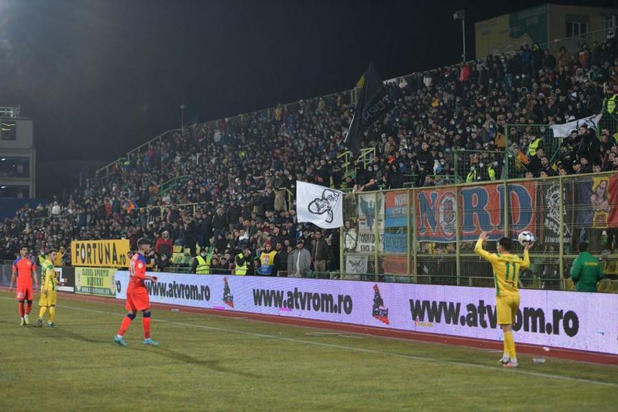 Primul venit, primul servit la CS Mioveni - FCSB » Decizia organizatorilor poate provoca un adevărat haos în tribune
