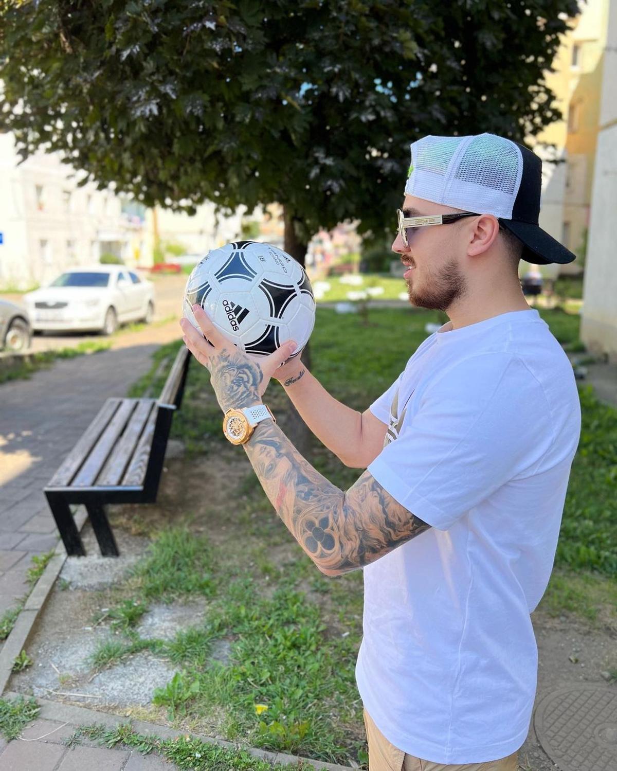 Trecut pe la FCSB, fostul concurent de la Survivor a refuzat CSA Steaua, dar vrea să joace gratis la Dinamo: „Nu s-ar păcăli cu mine”