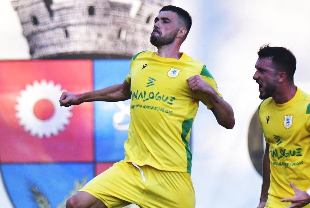 Ce a remarcat Cristi Dulca în primul meci al fiului său la FCSB: „Nu trebuie să ne ascundem”