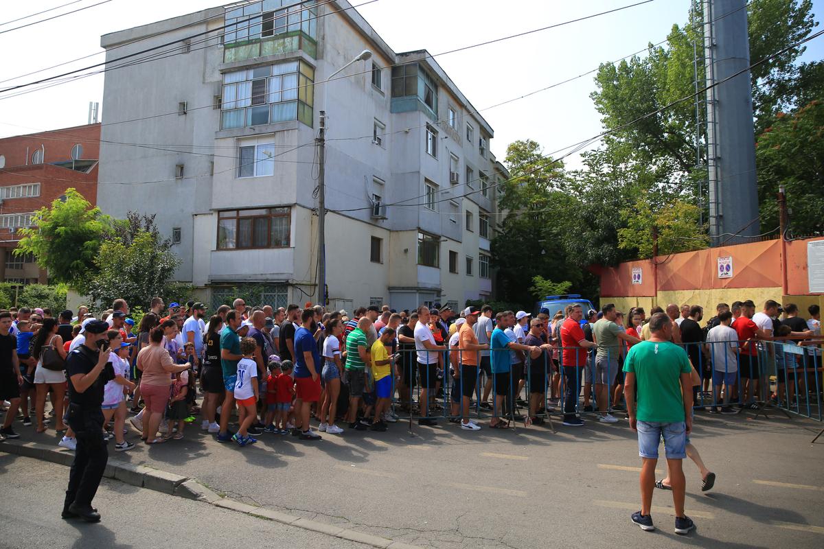 Egalul cu Poli Iași l-a înfuriat pe Dorinel Munteanu: „Nu merge așa, treziți-vă! Săptămâna asta vom lua niște decizii”