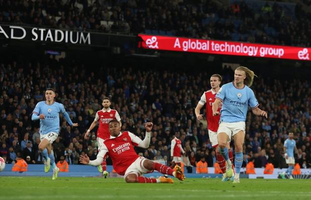 Manchester City - Arsenal are cele mai mari cote din lume la Mozzart Bet!