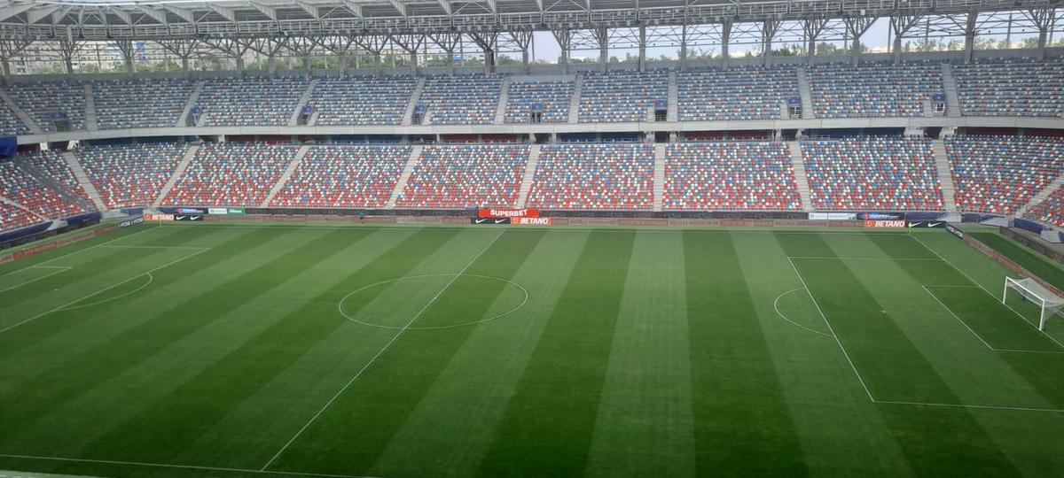 Ce s-a auzit la stația de amplificare din Ghencea înainte de FCSB - CFR Cluj: „În această seară, suporterii roș-albaștri din tribună poartă un singur nume...”