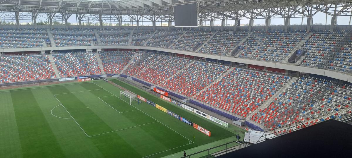Ce s-a auzit la stația de amplificare din Ghencea înainte de FCSB - CFR Cluj: „În această seară, suporterii roș-albaștri din tribună poartă un singur nume...”