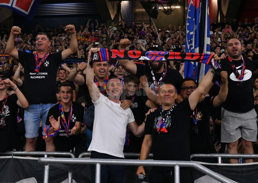 FCSB s-a dezlănțuit în Ghencea! 5 lucruri care nu s-au văzut la TV: MM a fost lider de galerie, cu cine a sărbătorit Florinel Coman + o poză istorică