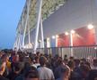 Primul sold-out din istoria arenei „Steaua” a creat mari probleme la porțile de intrare. Mii de suporteri au ratat fluierul de start din FCSB - CFR Cluj.